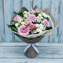 Букет цветов из:  Герберы, Альстромерии и Хризантемы в Майкопе