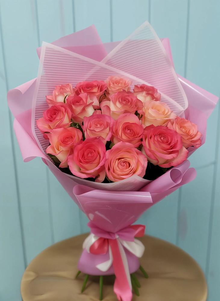 Букет 15 Розовых роз Равель в Майкопе