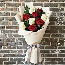 Букет цветов из:  Розы в Майкопе