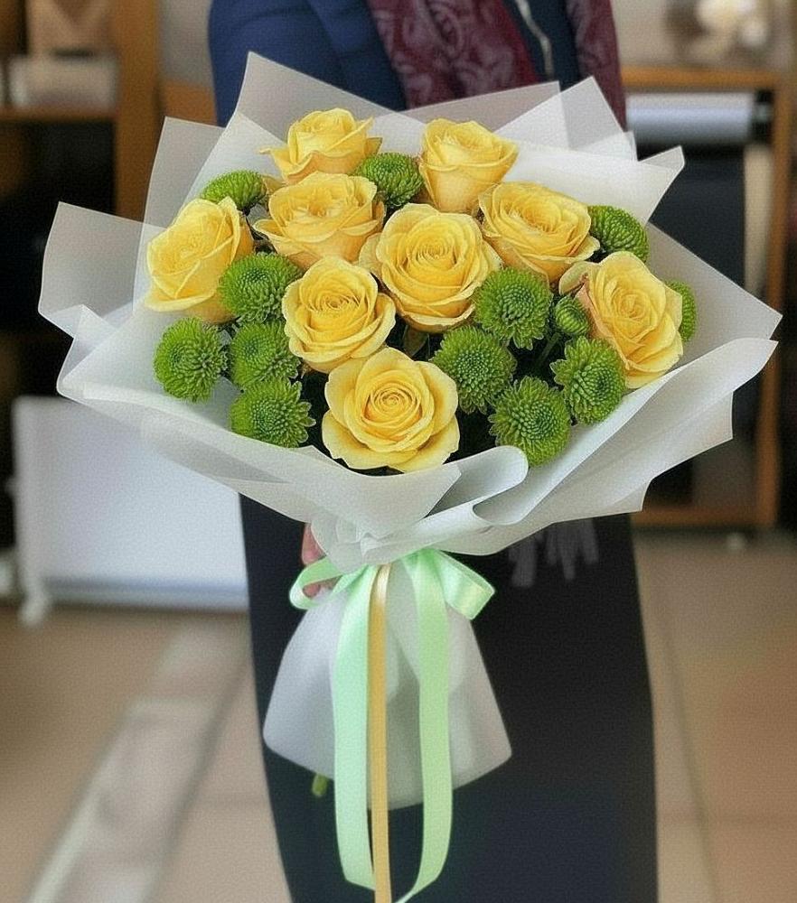 Букет цветов из: Хризантемы и Розы в Майкопе