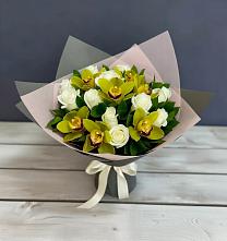 Букет цветов из:  Орхидеи и Розы в Майкопе