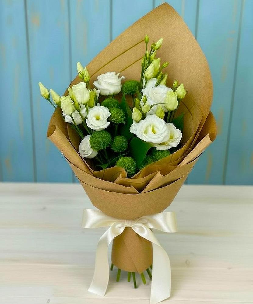 Букет цветов из: Хризантемы и Лизиантусы в Майкопе