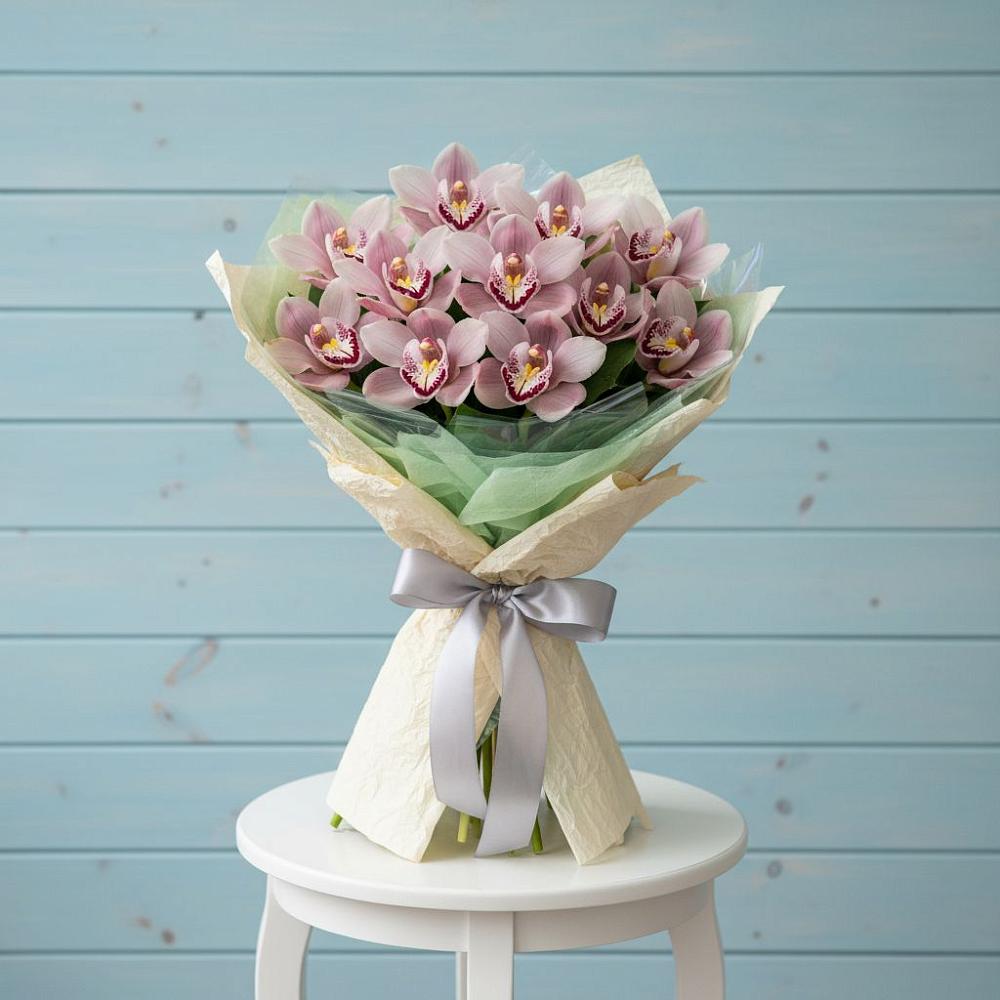 Букет цветов из: Орхидеи и Розы в Майкопе