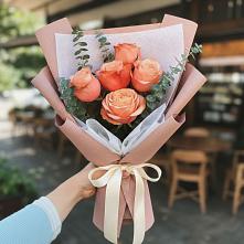 Букет цветов из:  Розы в Майкопе