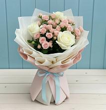 Букет цветов из:  Розы #REPLACE_PRED# Майкопе