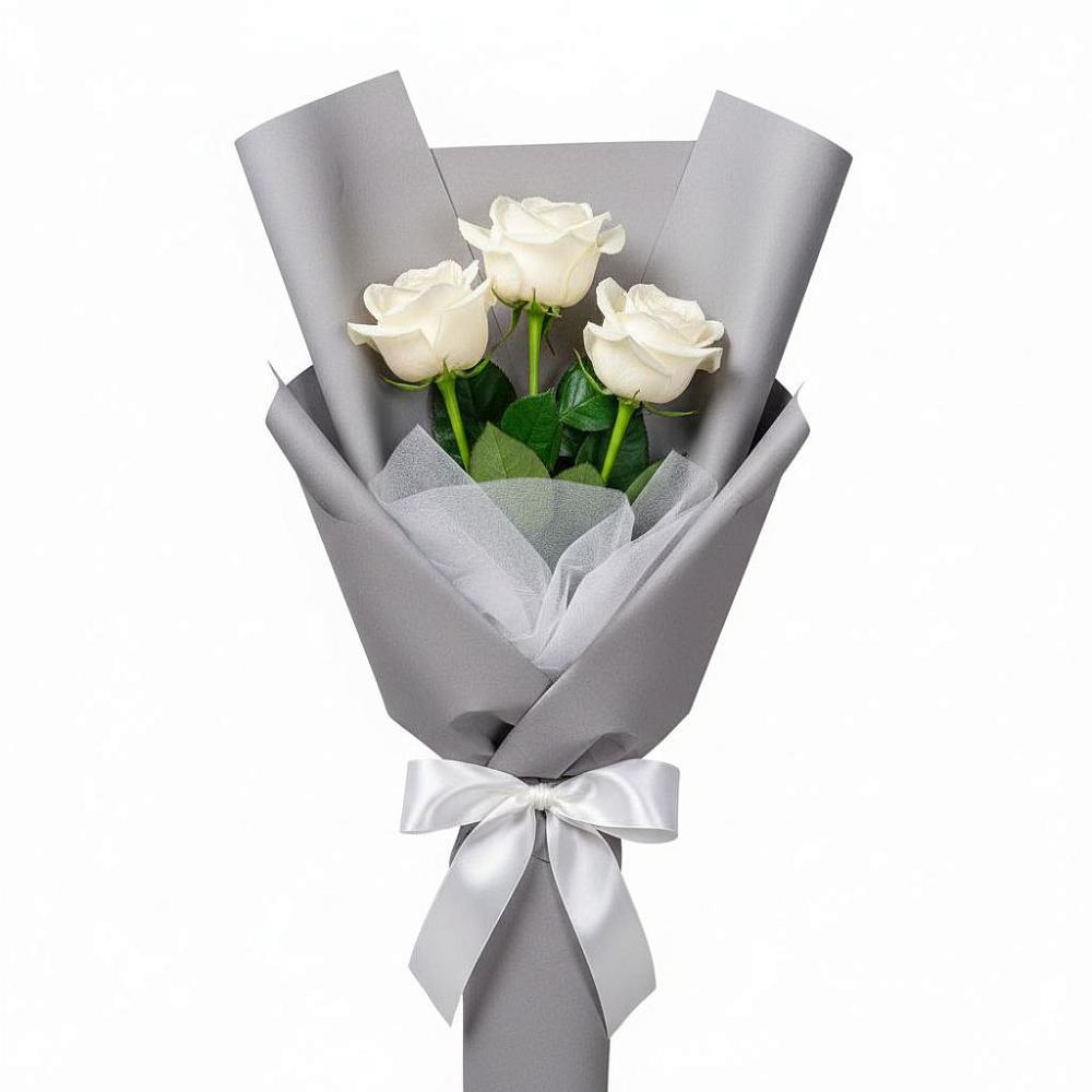 Букет 3 белые розы в Майкопе