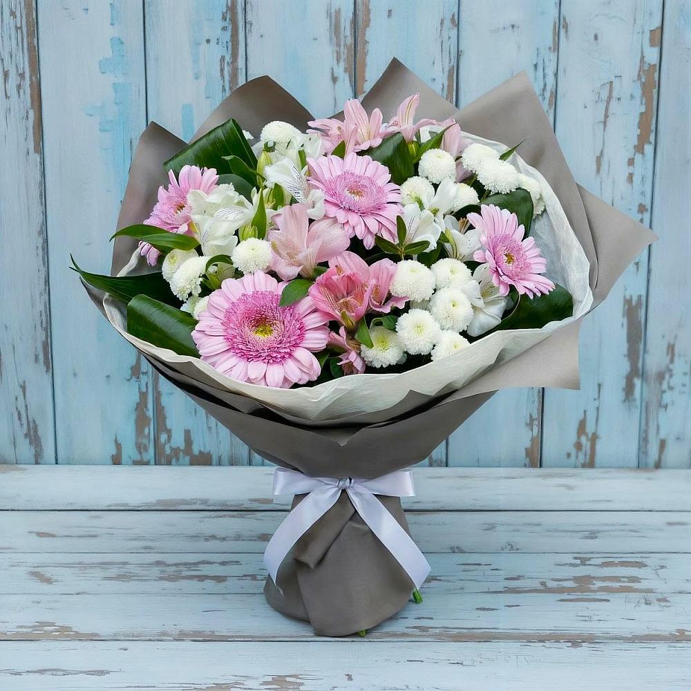 Букет цветов из: Герберы, Альстромерии и Хризантемы в Майкопе