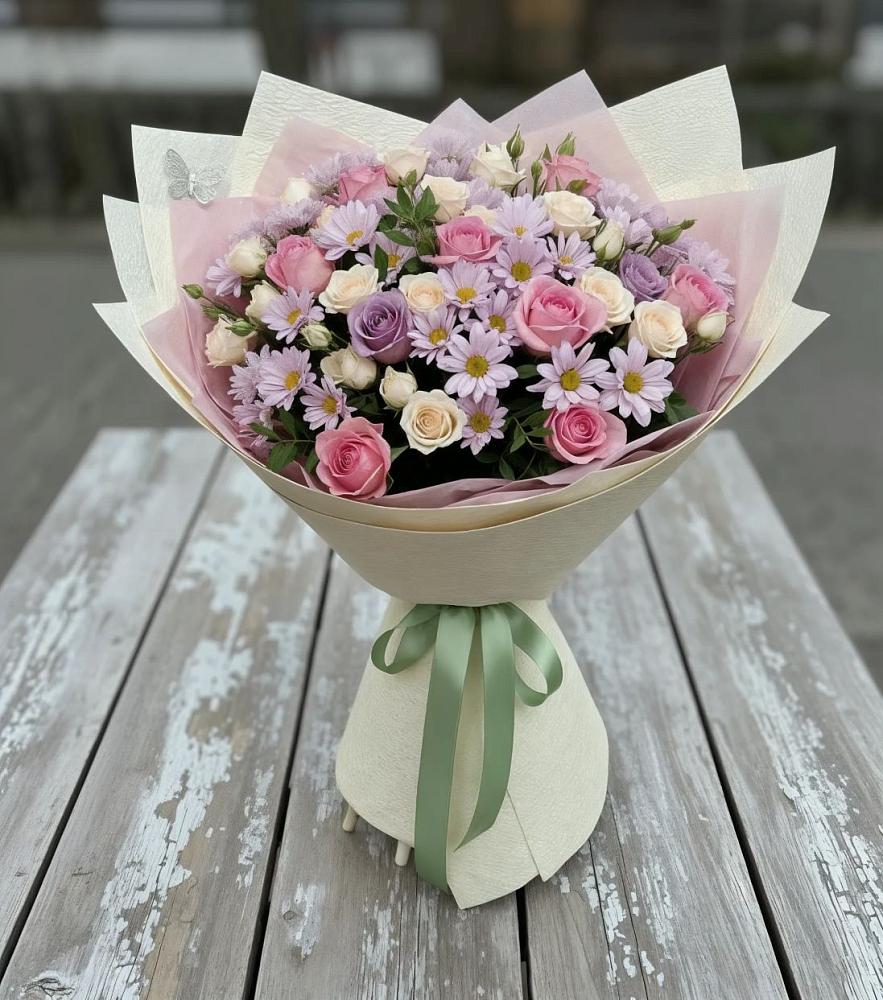 Букет цветов из: Розы и Хризантемы в Майкопе