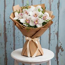 Букет цветов из:  Орхидеи и Розы в Майкопе